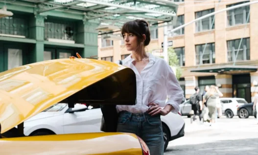 Dakota Johnson, 'The Materialists' filminden